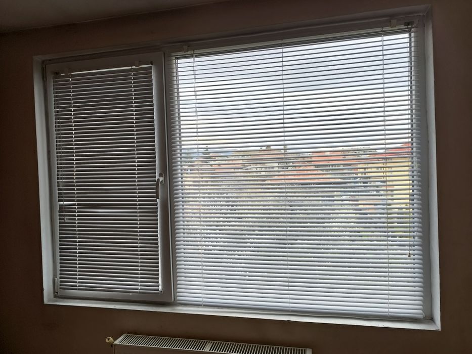 Дограма плюс щори