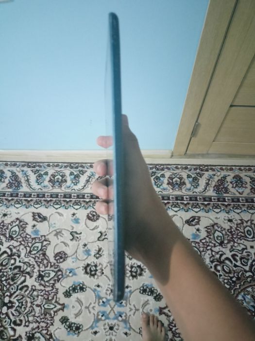 Ipad  a1454 iclodga tushgan