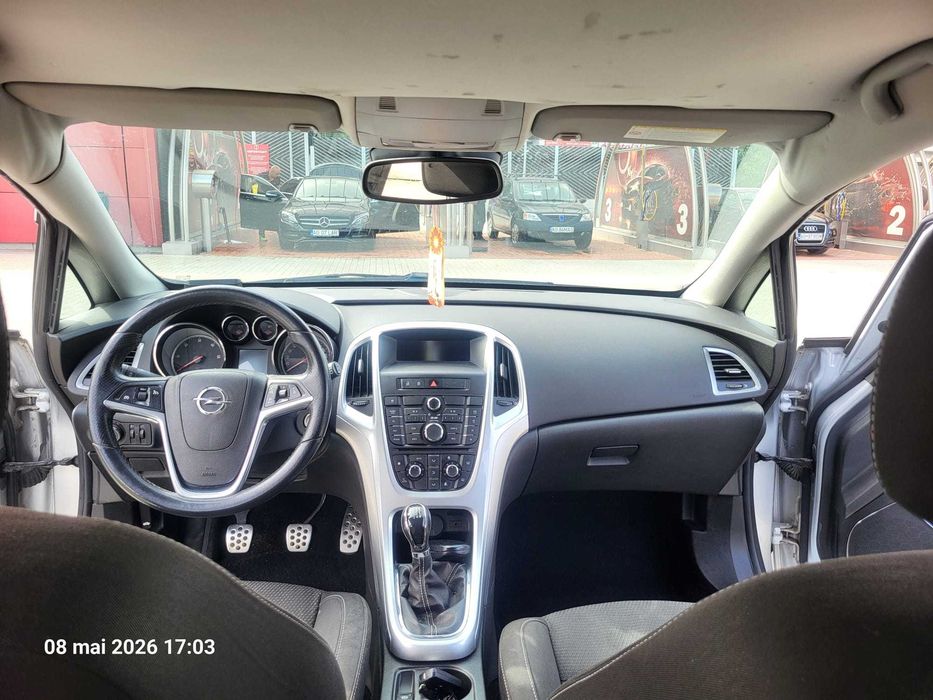 Astra J 1.7 cdti hatckback