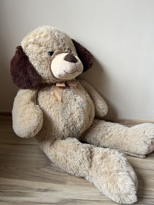 Голямо плюшено мече