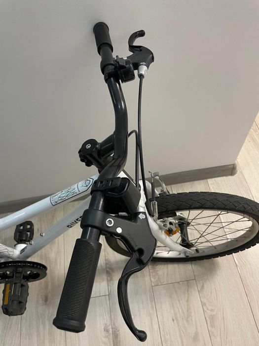Vand Bicicleta Riverside foarte putin folosita