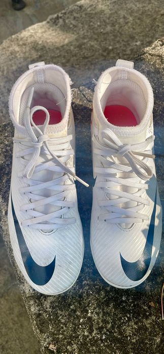 Юношески футболни бутонки Nike Mercurial Superfly 9 Club FG