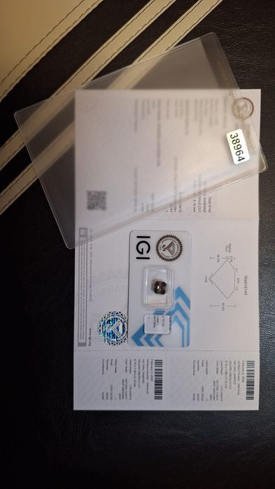 Diamant colorat natural 2.70 carate