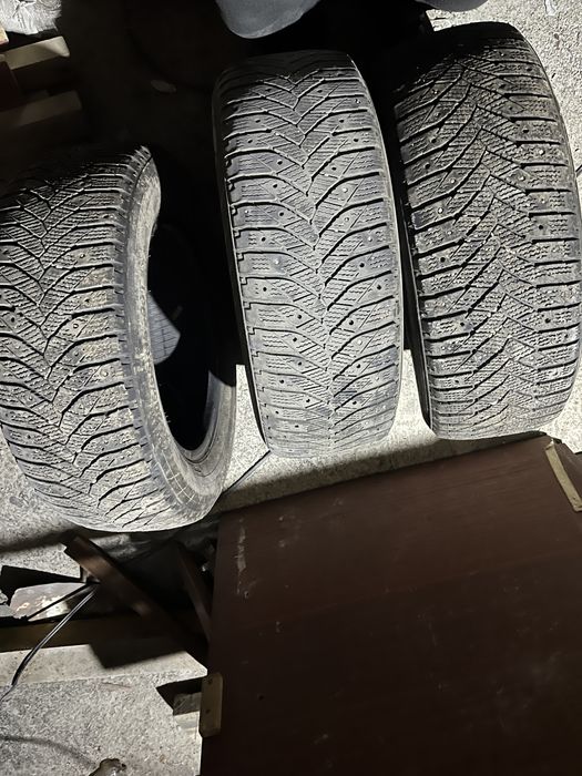 Продам зимние шины