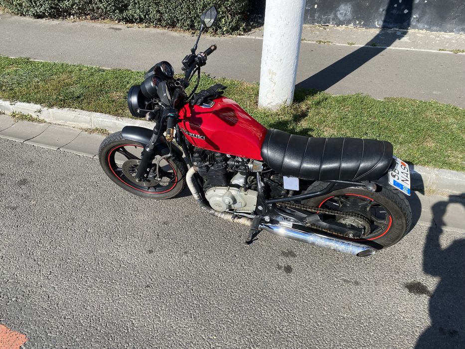 Suzuki GR650 Cafe Racer / Scrambler