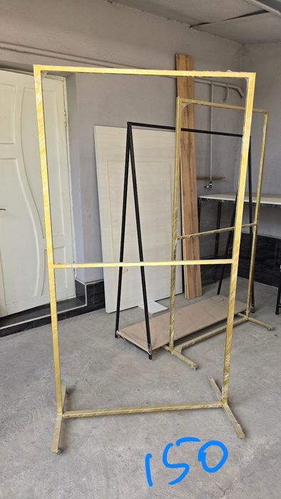 Вешалки в наличии и на заказ