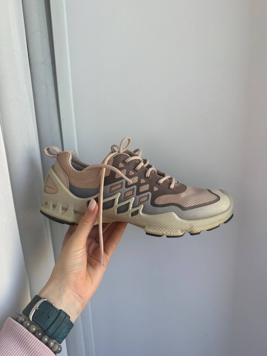 Кроссовки Ecco - 38 размер