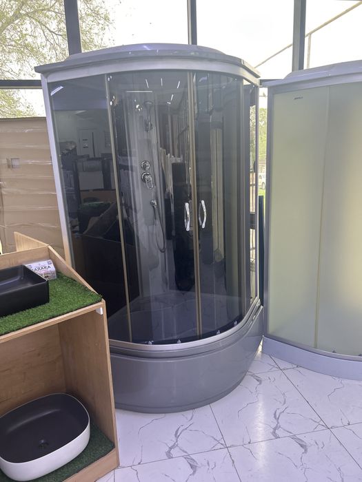 Душевые кабины новые