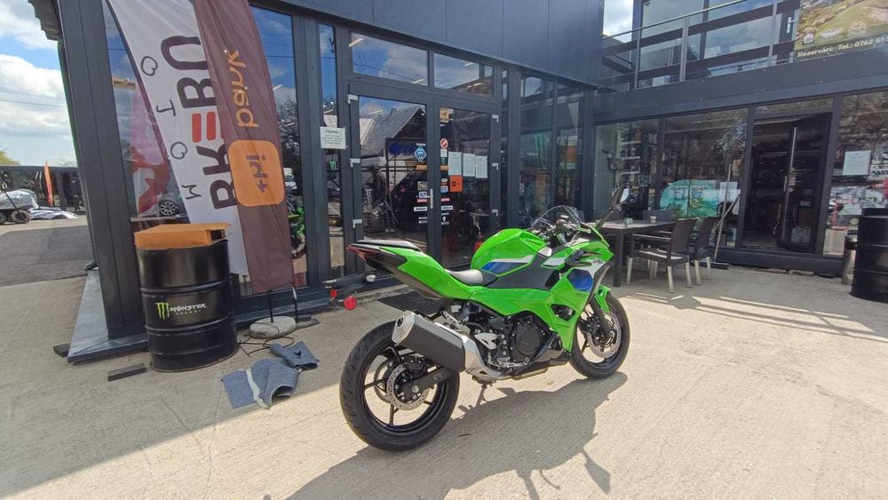 Kawasaki Ninja 500SE nou -livrare prin EST BIKE Campina
