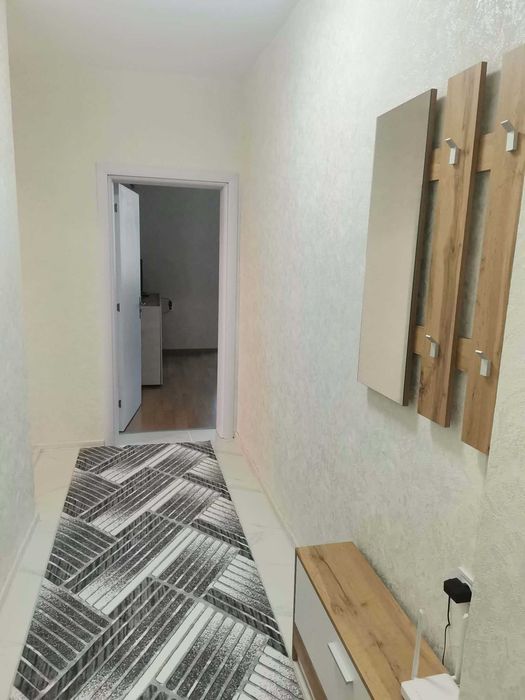 Нощувки в тристаен апартамент Център