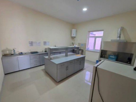 Продаётся фармзавод