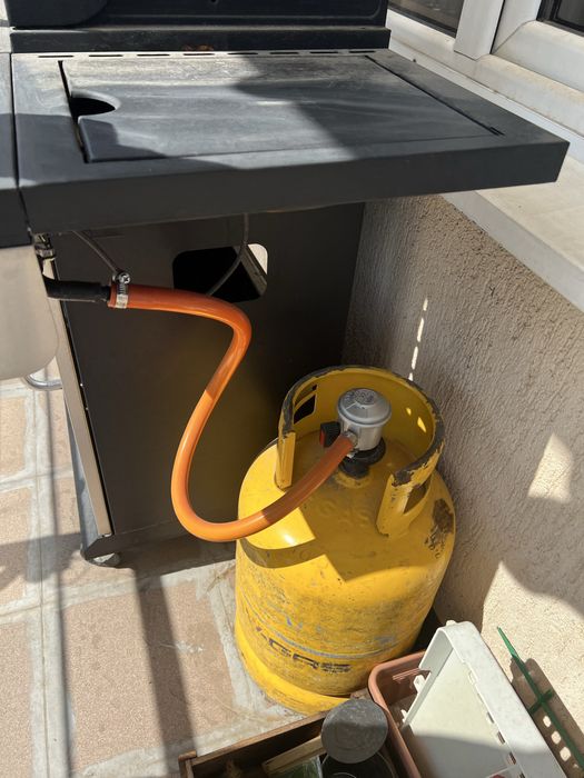 BBQ газово като ново