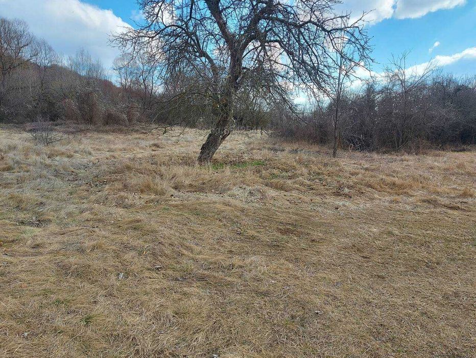 Продава се Парцел в Радомир - 1082 кв.м за 31 €/кв.м - Снимка #2