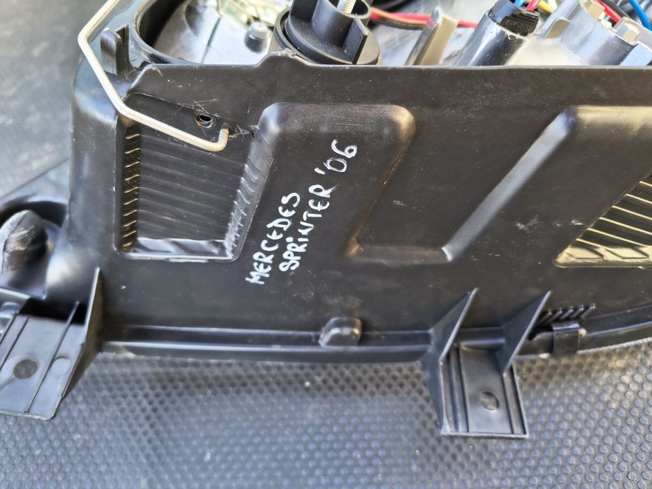 Far dreapta Mercedes sprinter 2006