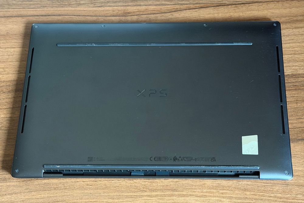 Dell XPS 13 Plus 9320 — i7-1260P / 16GB / 512GB SSD / FHD+