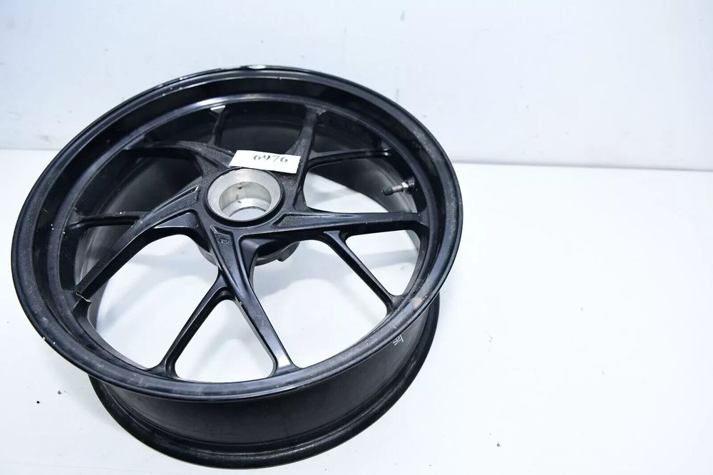 Jantă spate Ducati Panigale V4 2018-2020 îndoită , crăpată