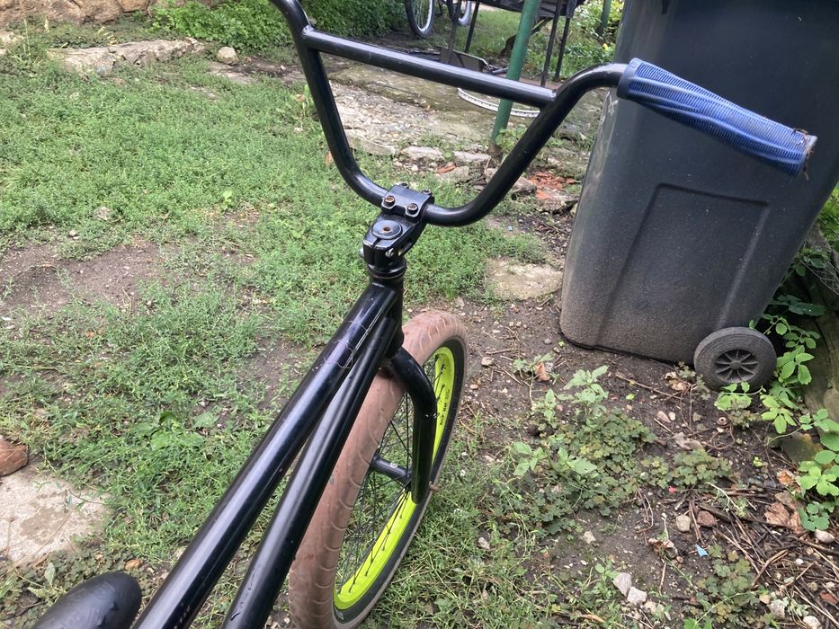 Vând bmx haro in stare ok