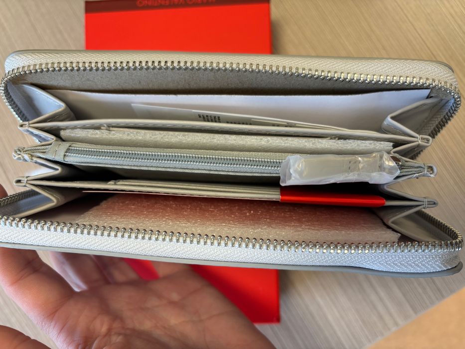 портфейл Valentino