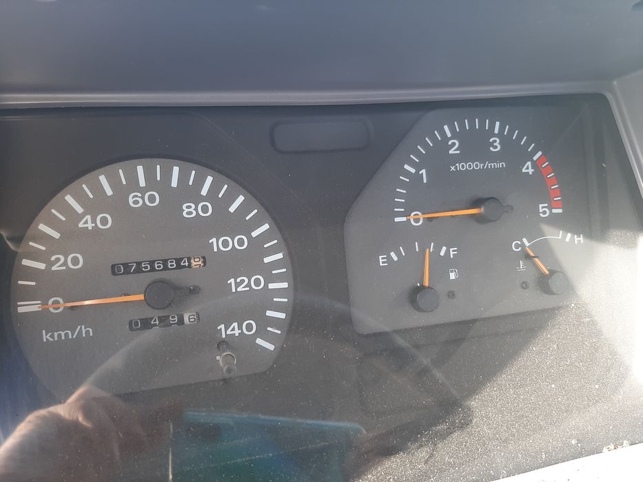 Автовишка Нисан кабстар