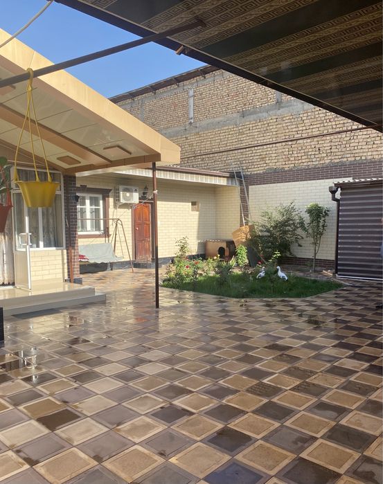 Дом мирабадский район ок -уй махалля  4 сотки  4 комнат