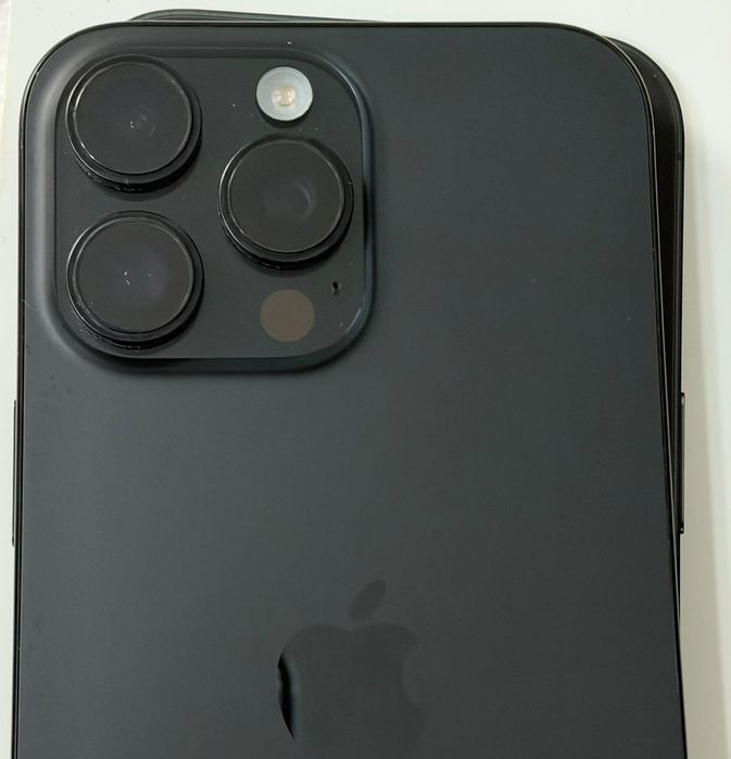 Продам iPhone 16 Pro Max 256 гб