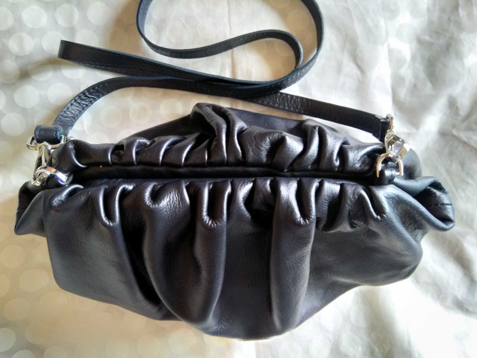 Geanta NOUA moderna din piele naturala 100% neagra extrafina