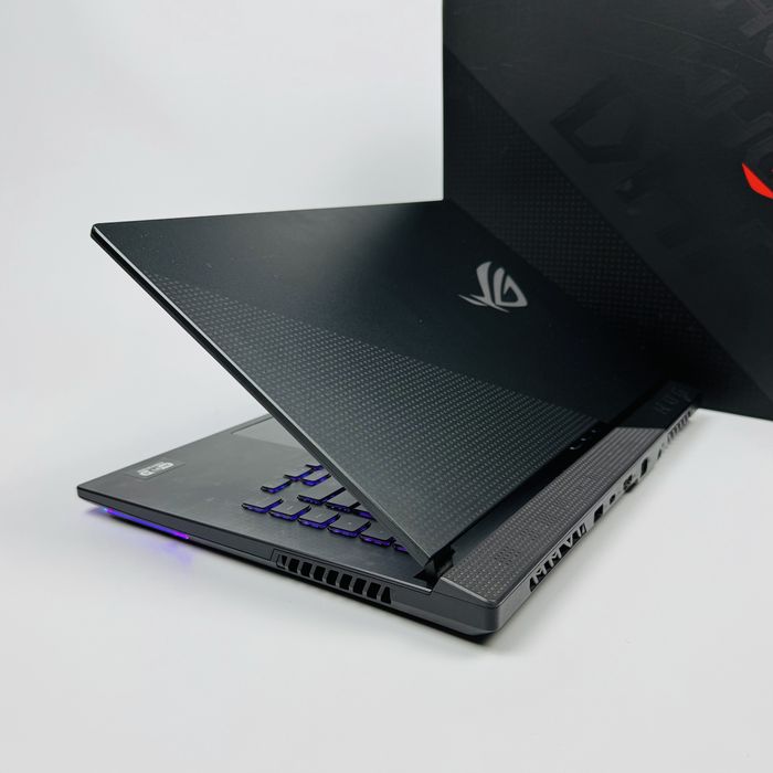 ASUS ROG Strix G15/165Hz QHD/Ryzen 7 6800H/RTX 3060/32GB DDR5/1TB/RGB