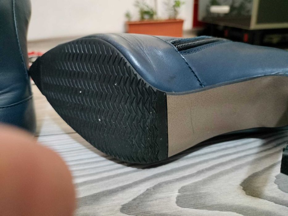 Ghete din Piele - Stare foarte buna