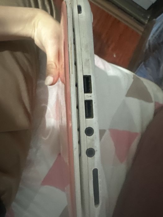 Ноутбук aspire one