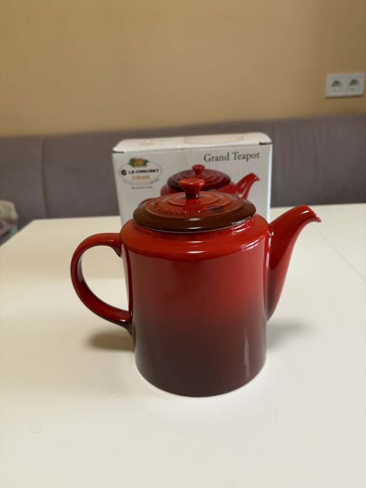 Le Creuset Stoneware Grand Teapot, 1.3L, Cerise - чайник