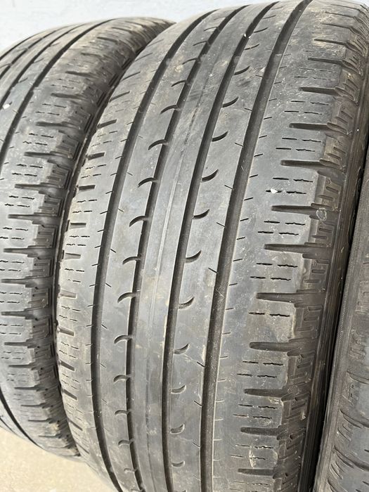 4 бр. летни гуми 225/60/17 GoodYear SUV 4x4 DOT 1917 4 mm