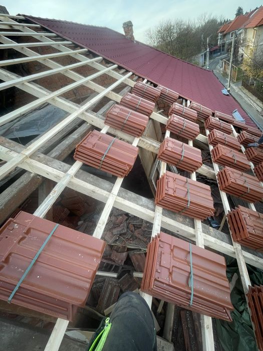 Acoperișuri și reparații urgente