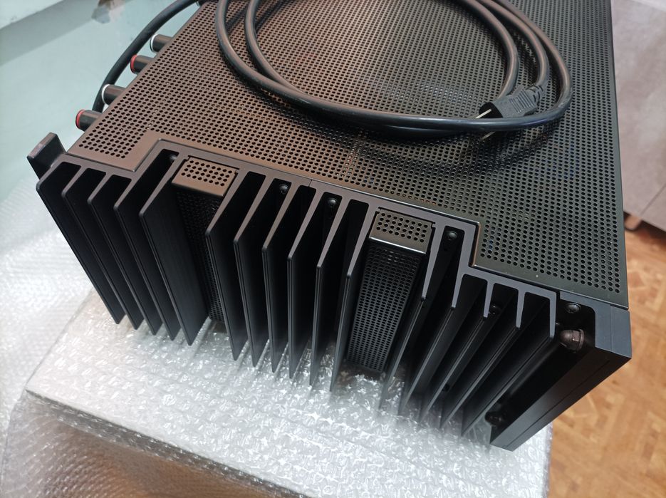 Усилитель оконечный Yamaha b5