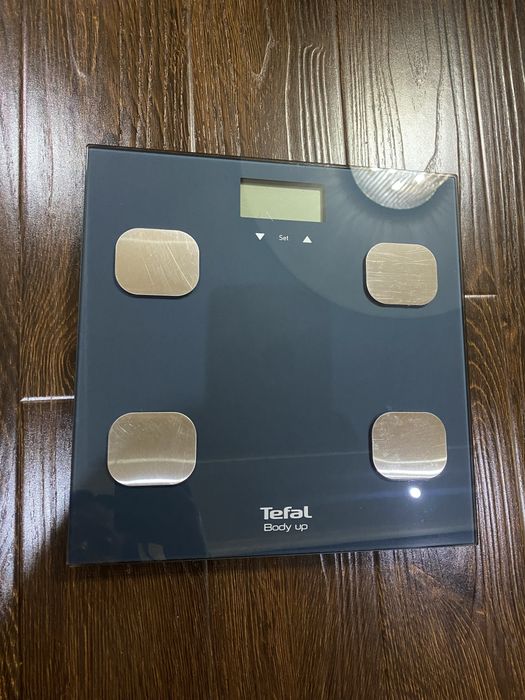 Напольные диагностические весы Tefal Body Up BM2520V0