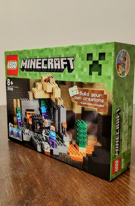 LEGO Minecraft 21119 The Dungeon