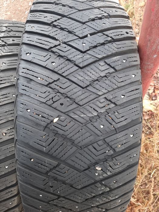 Продам шины 265/65/17 гудиер