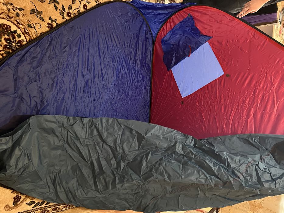 Палатка для кемпинга