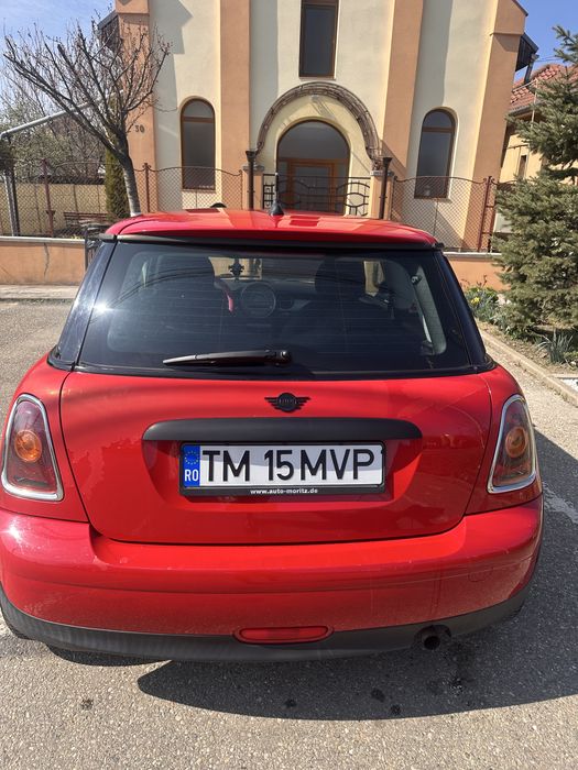 Vand Mini Cooper-N model ME31  an 2007 benzinar,95 cai ,motor 1.4