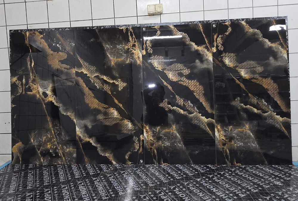 2002 - Гранитогрес с инкрустирани златни частици - ROCK 2002 - 60х120