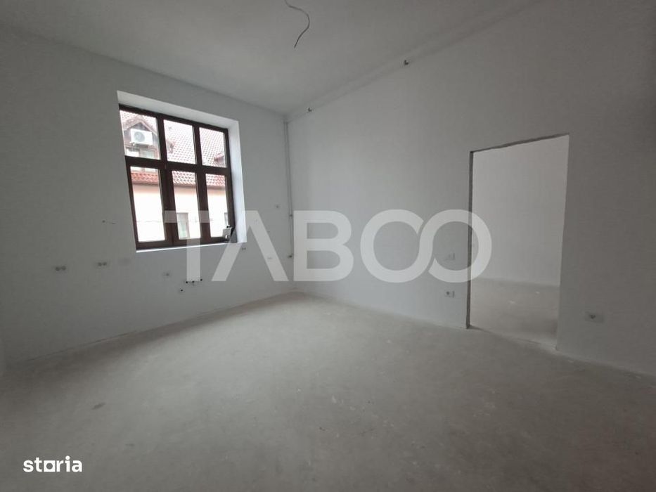 Apartament de vanzare 3 camere 3 bai zona centrala - predare la ALB — fotografia 1