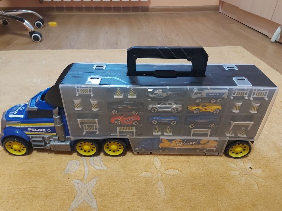 Камион автовоз Police Truck с 9 колички