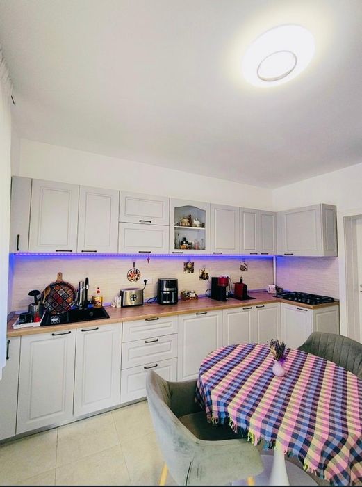 CASA- De vânzare *Cartier Albert*