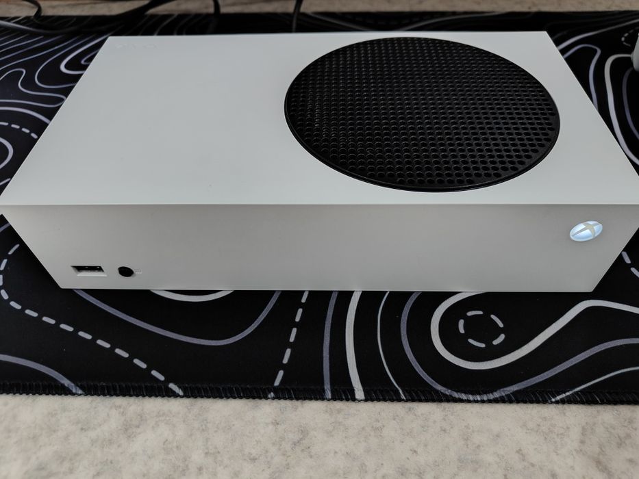 Xbox Series S ..