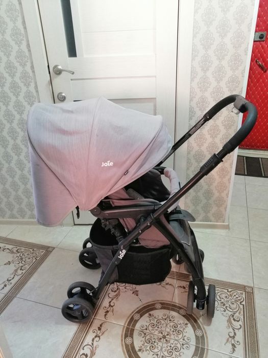 Продам прогулочную коляску Joie mirus