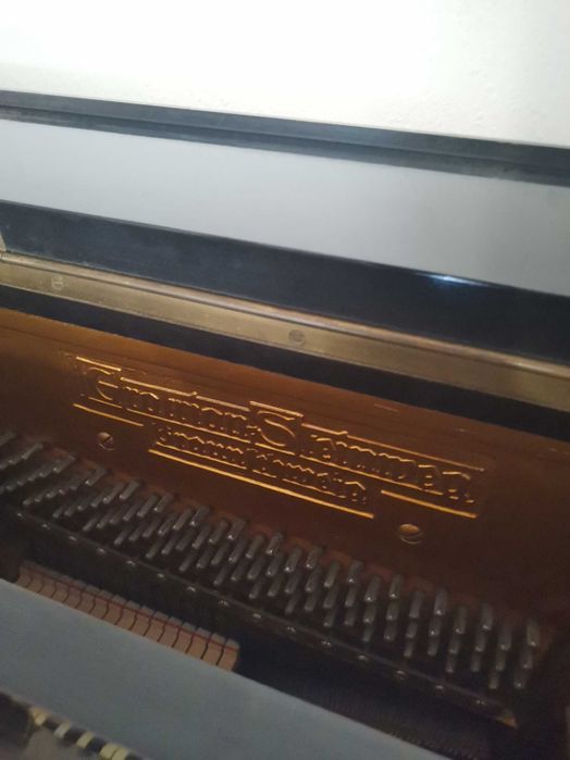 Продавам немско пиано Grotrian Steinweg