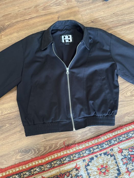 Бомбер от Pull&Bear.