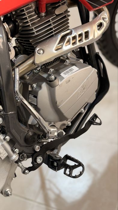 Ендуро Thunder Storm MX-F 250 21/19 + ел. старт крос/ендуро НОВ 2026