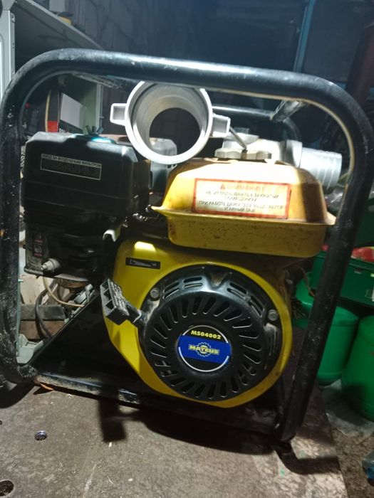 Трактор МТЗ-80, прицеп