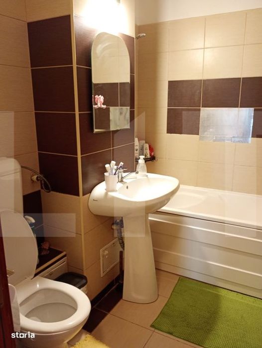 Apartament cu 3 camere, 72 mp, Simeria