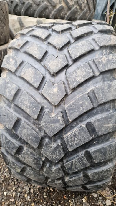 CAUCIUC sh 560/45R22.5 marca BKT